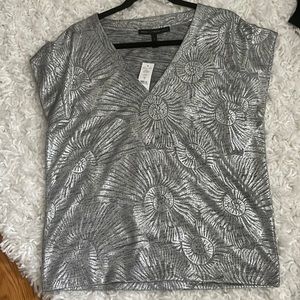 WHBM NWT Power Tee Fossil S Foil Top Size S